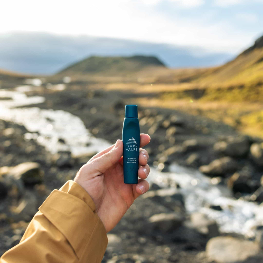 Oars + Alps Wake Up Men's Eye Roller and Eye Depuffer, Caffeine Infused