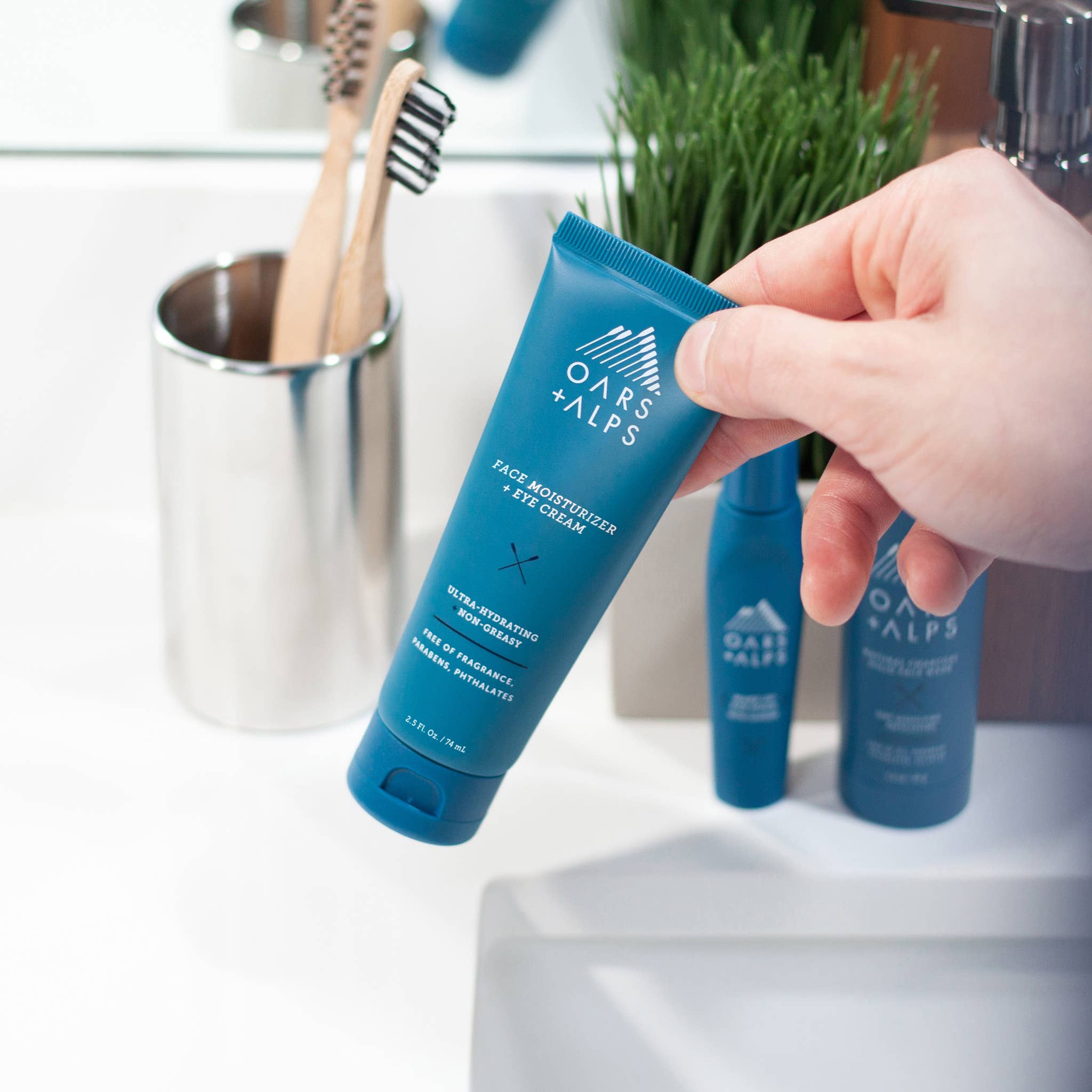 Oars + Alps Men's Face + Eye Cream Moisturizer with Shea Butter and Jojoba Oil