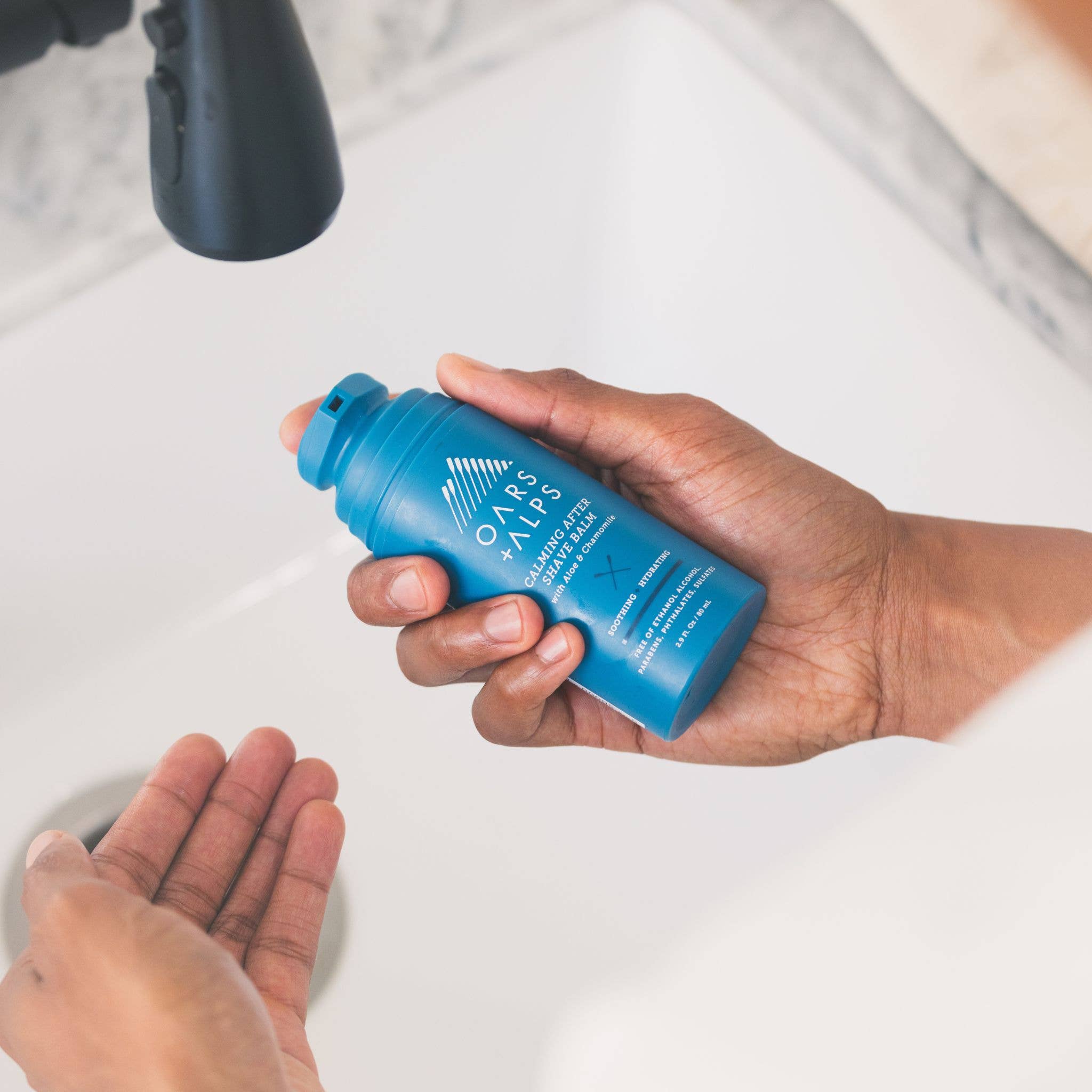 Oars + Alps Calming & Cooling Men's Aftershave Balm