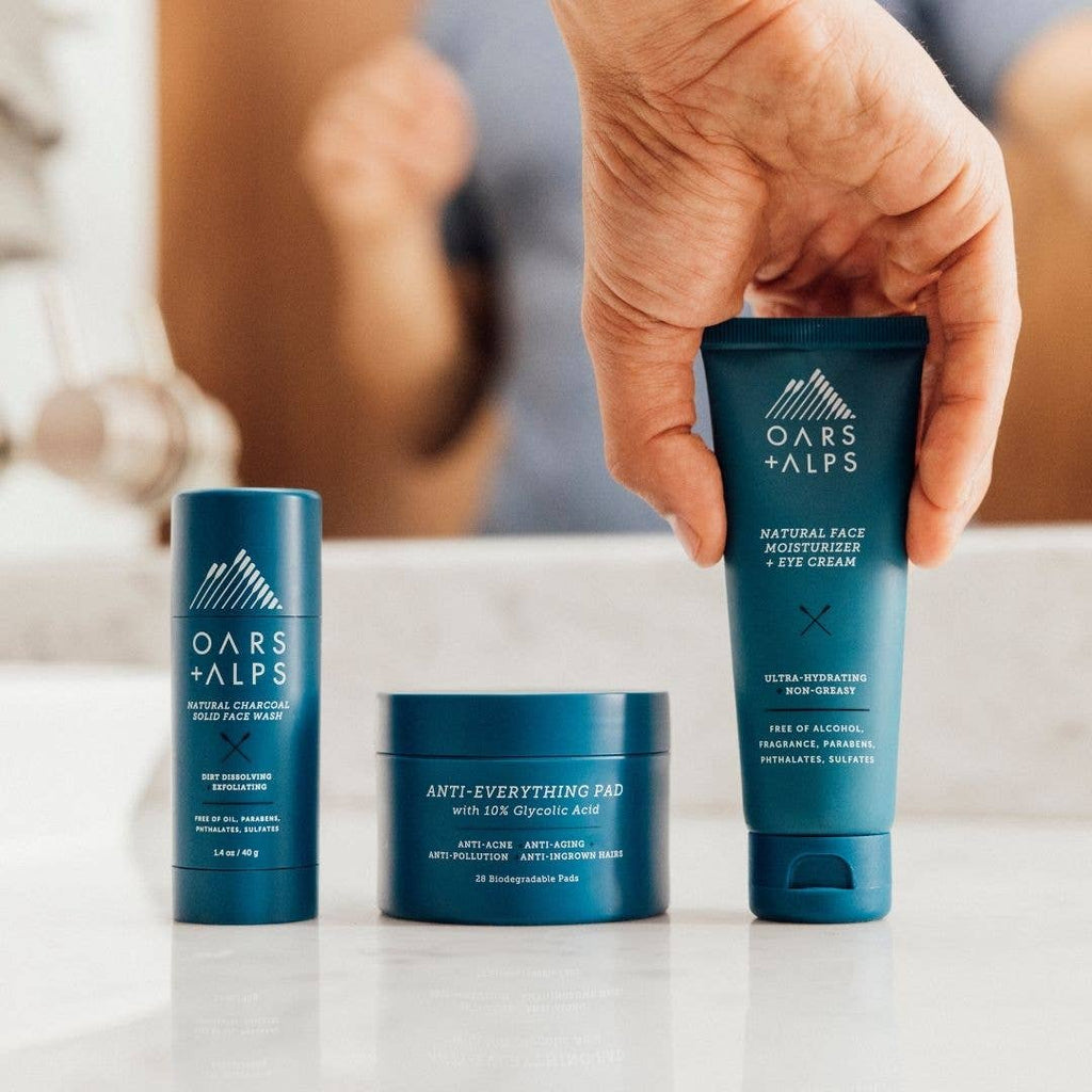 Oars + Alps Men’s Exfoliating Face Wipes with Glycolic & Salicylic Acid