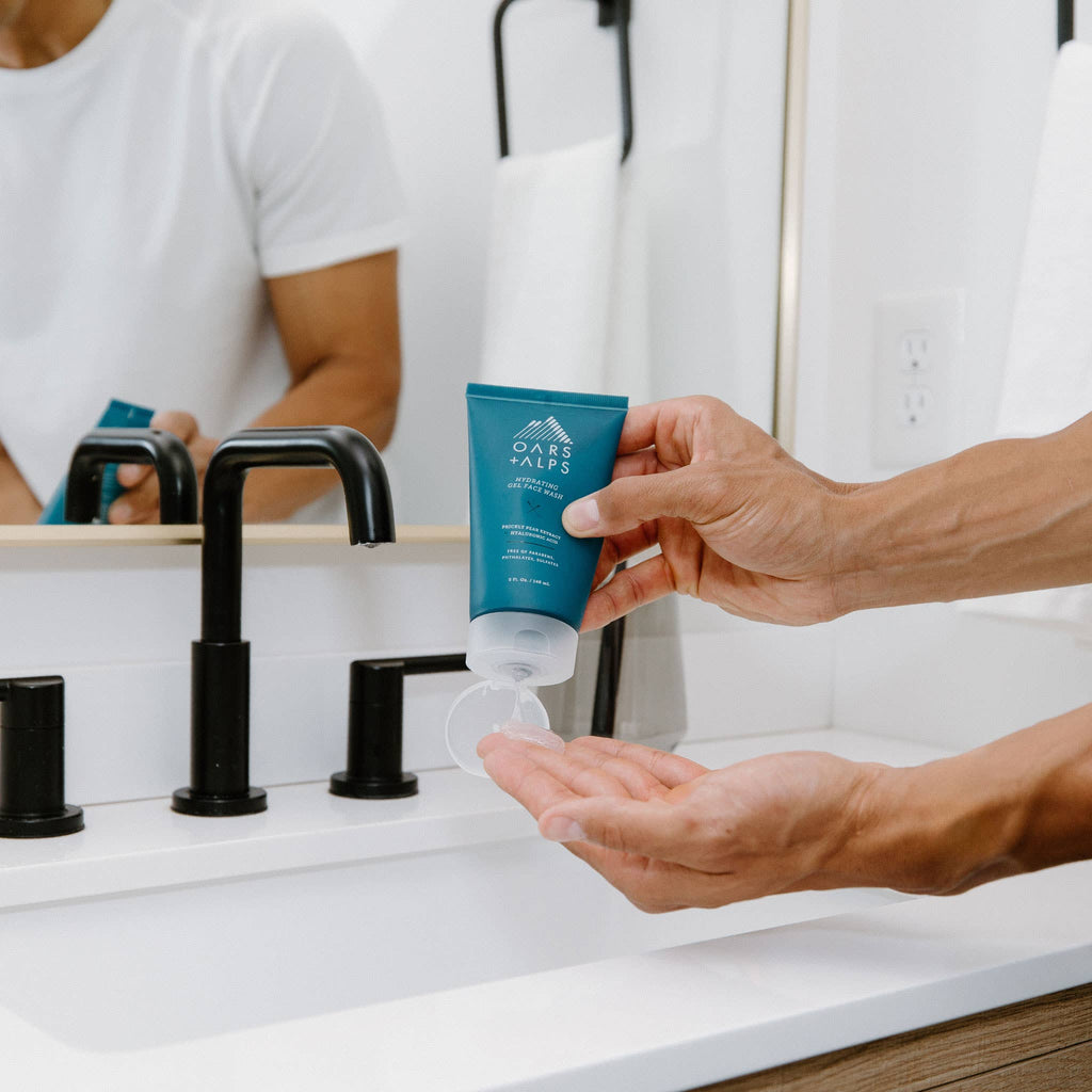 Oars + Alps Hydrating Gel Face Wash